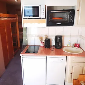 studio-5-pax-plein-soleil-propre-bon-marche-emplacement-top.hotels-rhonealpes.com/